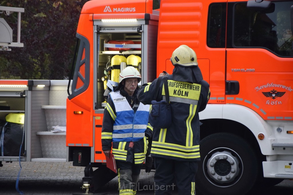 Feuer 2 Y Koeln Suerth Elisabeth Selbertstr P092.JPG - Miklos Laubert